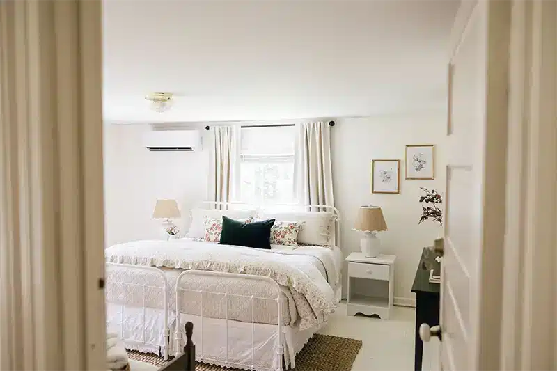 The Farmhouse Guest Rooms 3