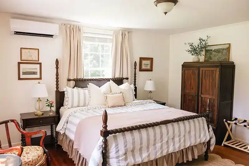 The Farmhouse Guest Rooms 2