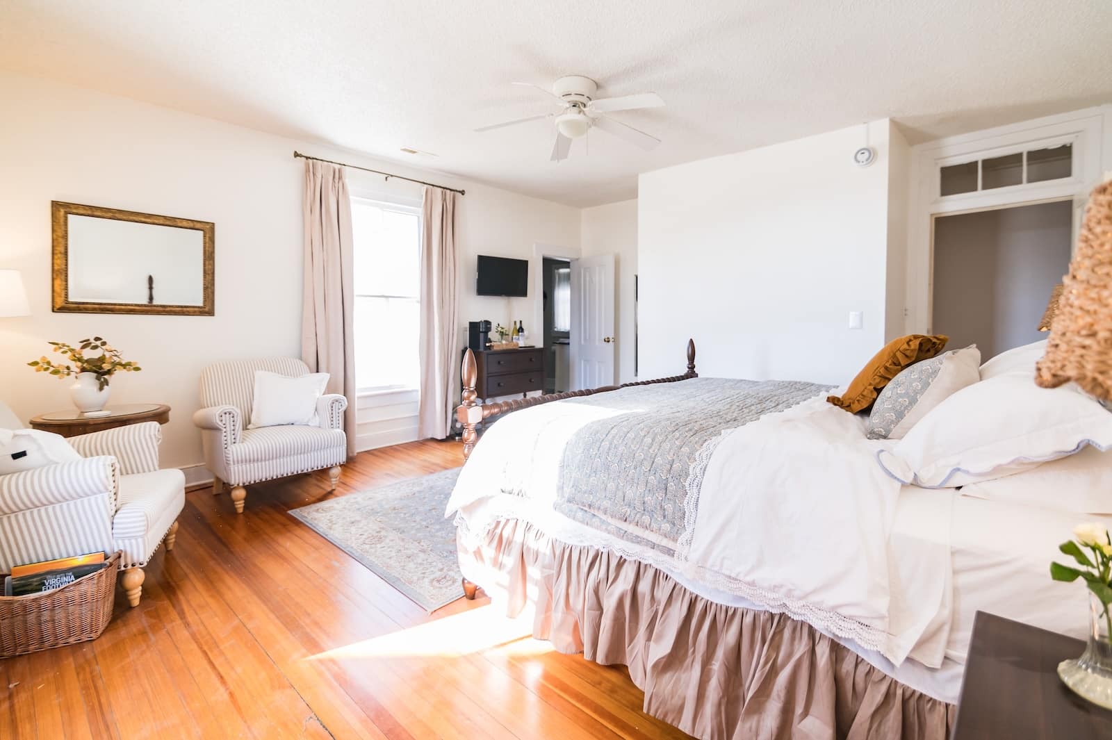 A bed and breakfast room at the Orchard House B&B, one of the best places to stay in Virginia Wine Country 